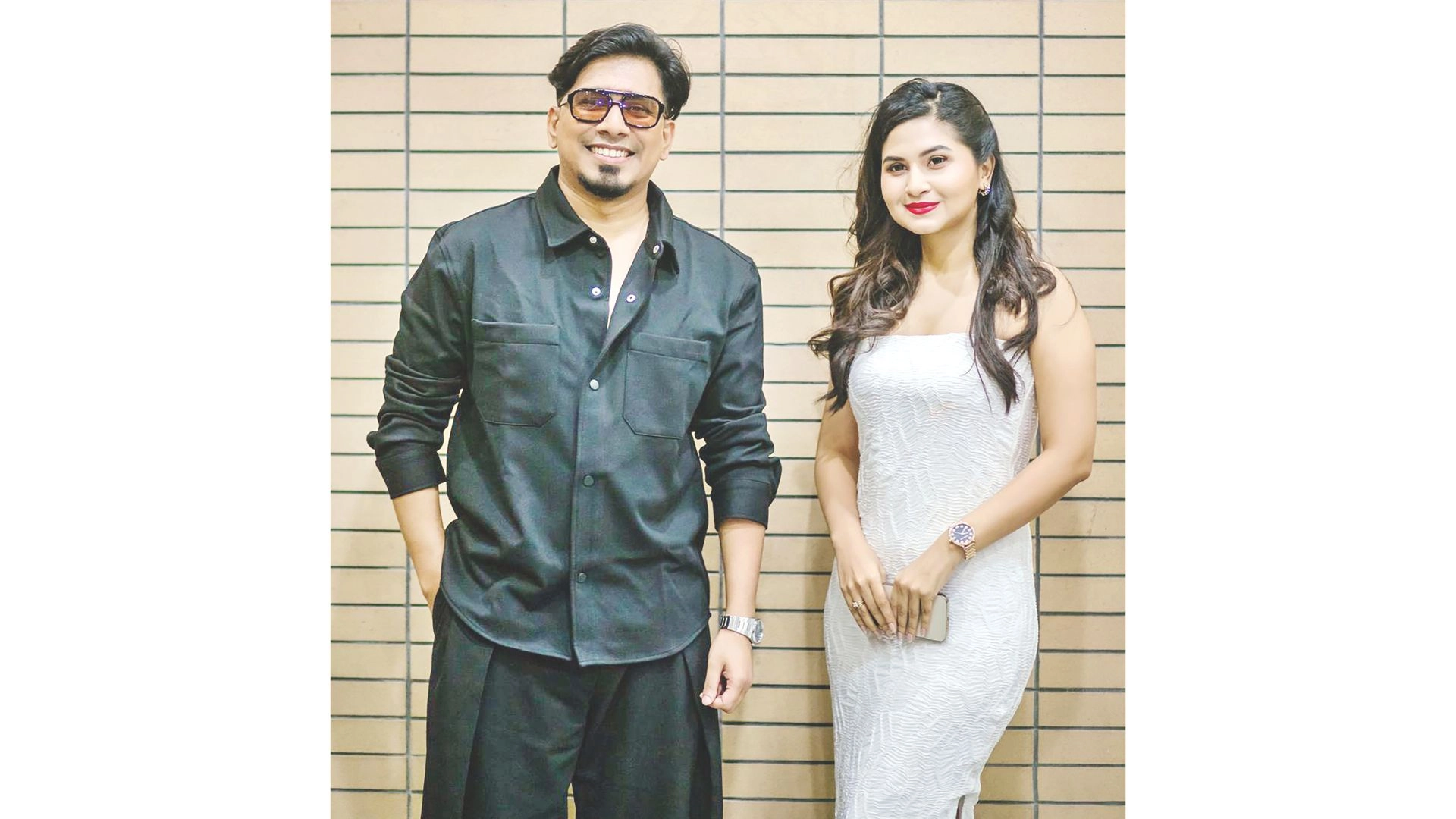 ব্যাচেলর পয়েন্টে যুক্ত হলেন স্পর্শিয়া