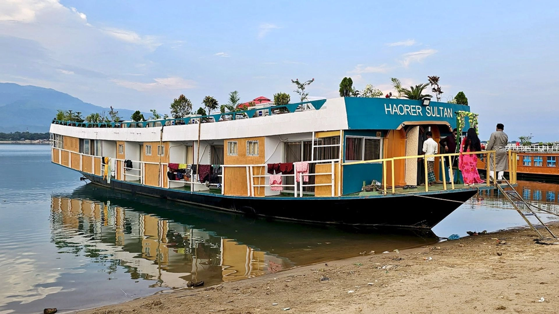 পর্যটকশূন্য টাঙ্গুয়ার হাওড়