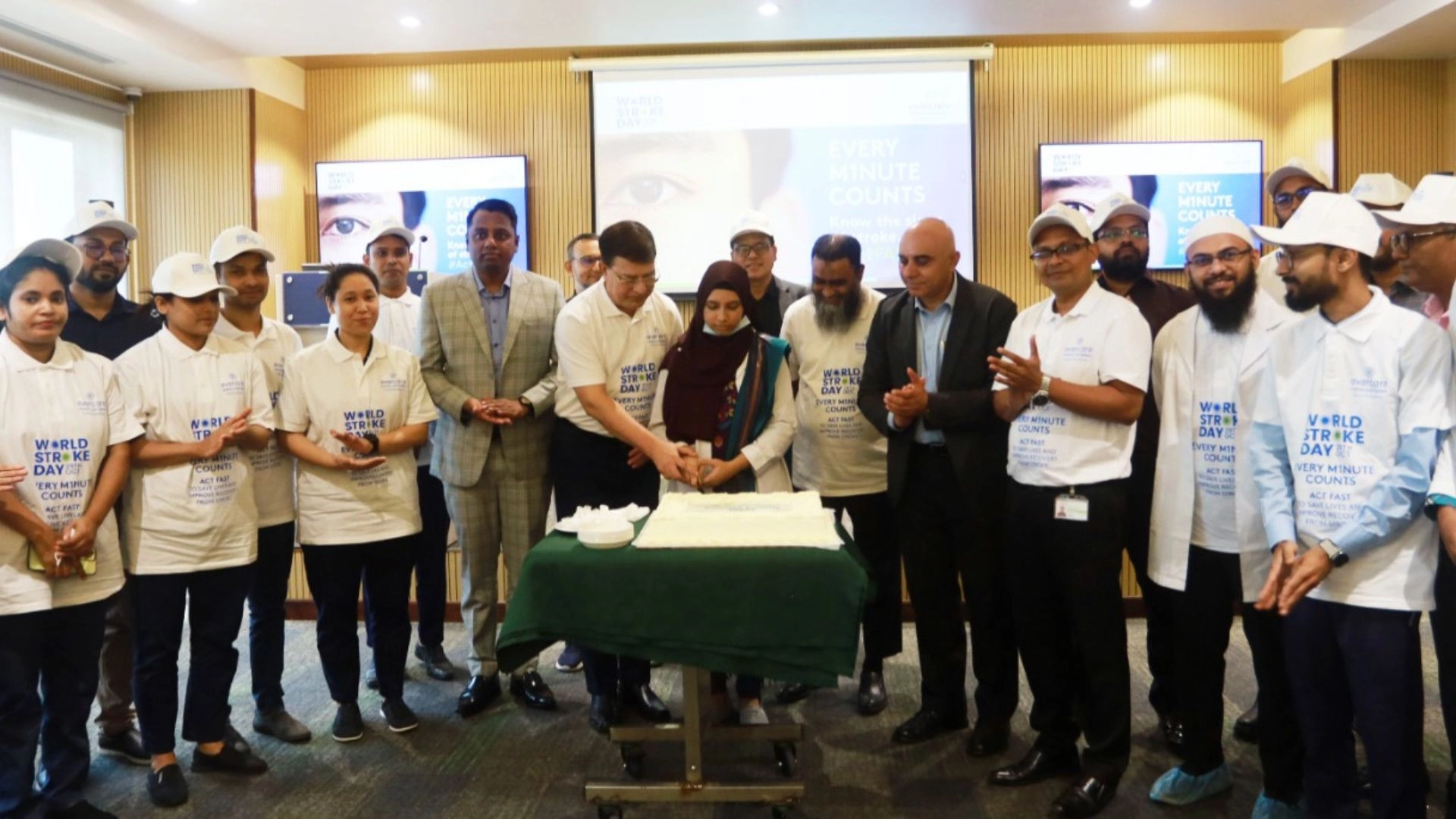 এভারকেয়ার হসপিটালে  বিশ্ব স্ট্রোক দিবস পালিত