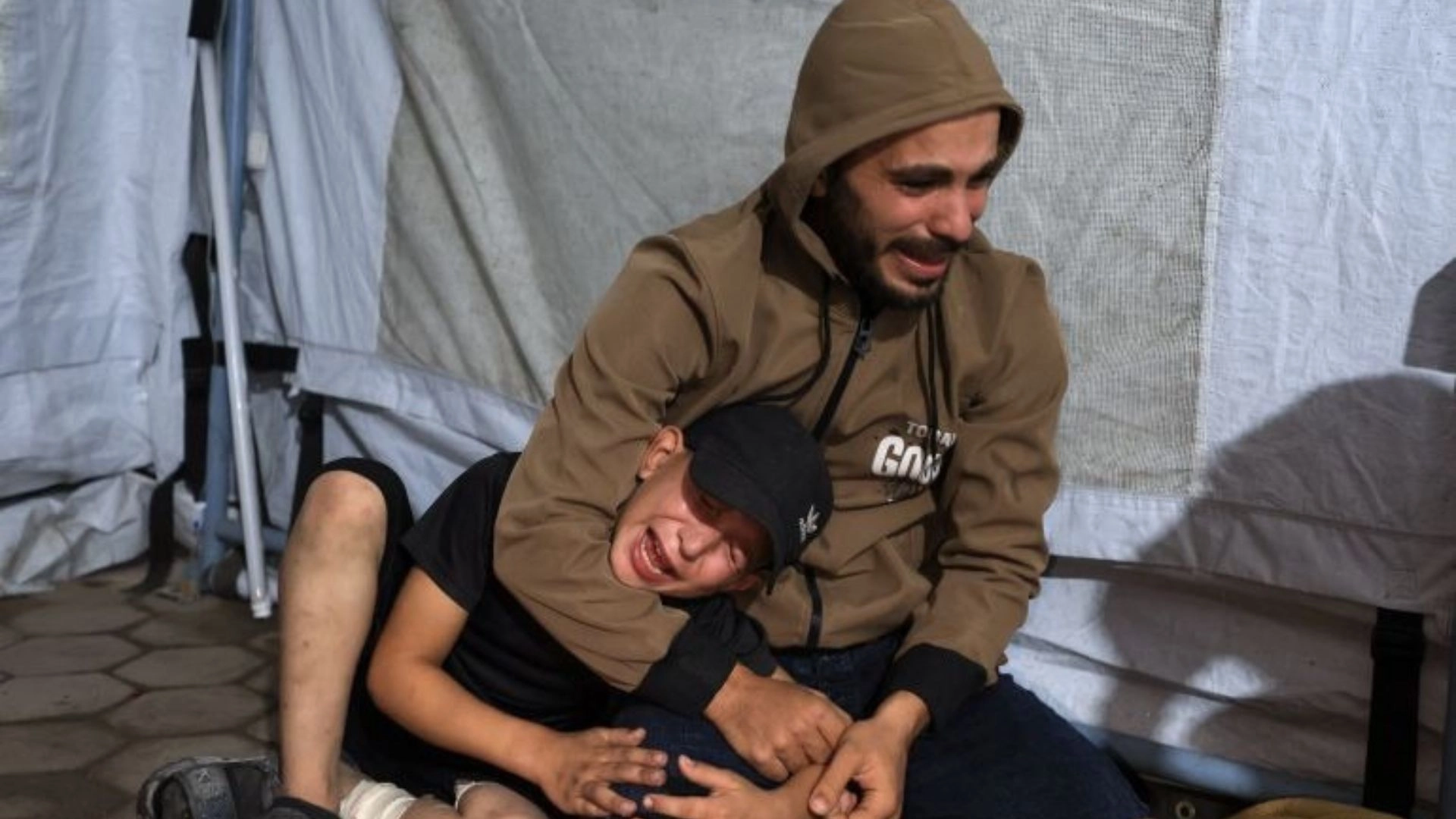 ‘জজ ও জল্লাদ’-এর ভূমিকায় ইসরায়েল