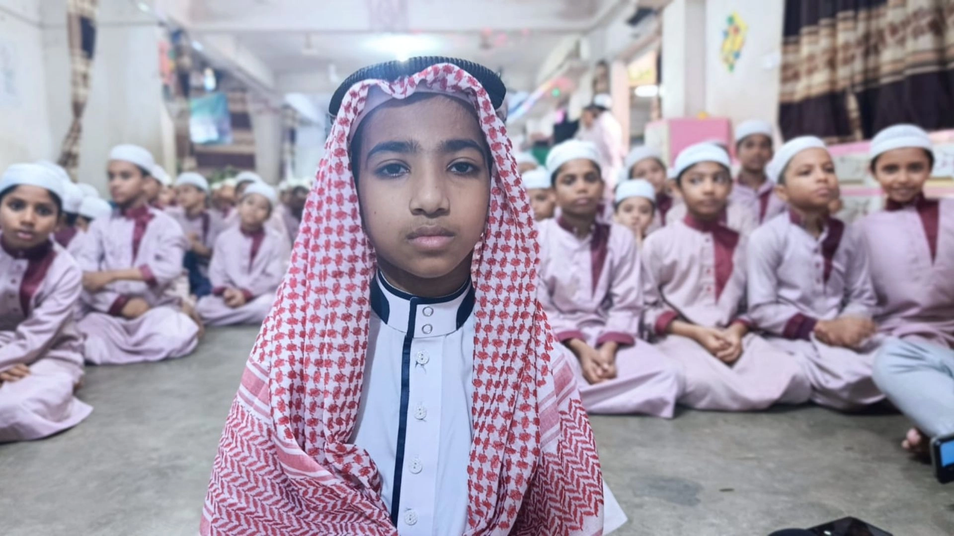 ৬ মাসে ৯ বছরের শিশুর  কুরআনে হেফজ সম্পন্ন