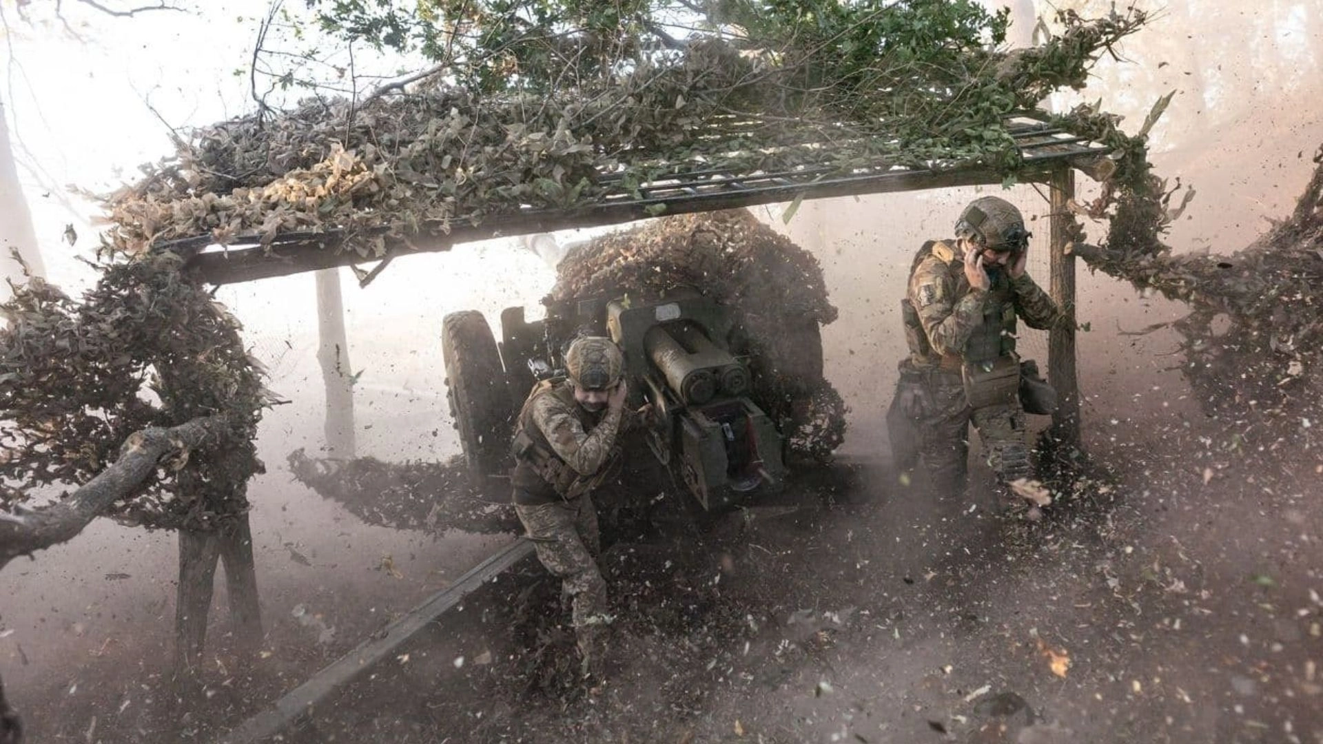 ফ্রন্টলাইনে তুমুল যুদ্ধ