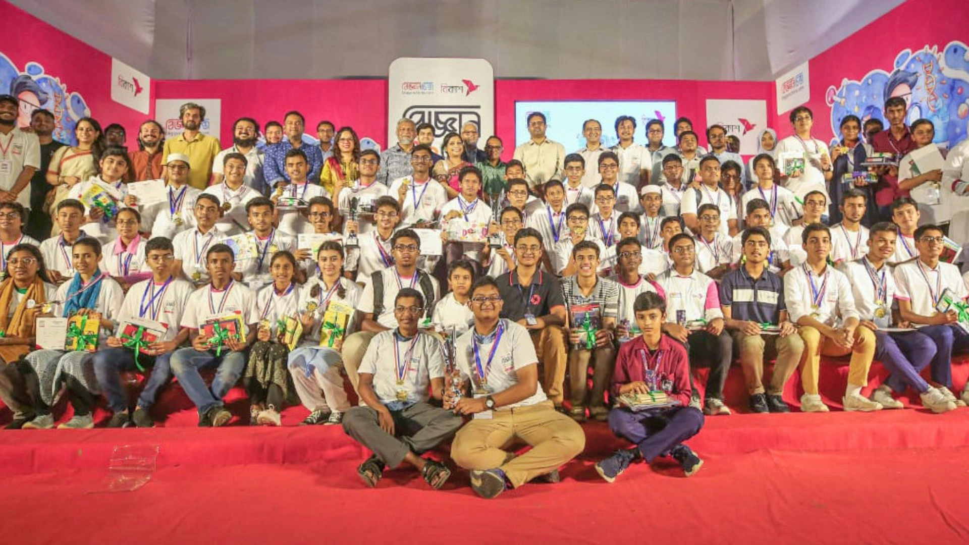 পর্দা নামল ‘বিকাশ-বিজ্ঞান চিন্তা বিজ্ঞান উৎসব’-এর ৩য় আসরের