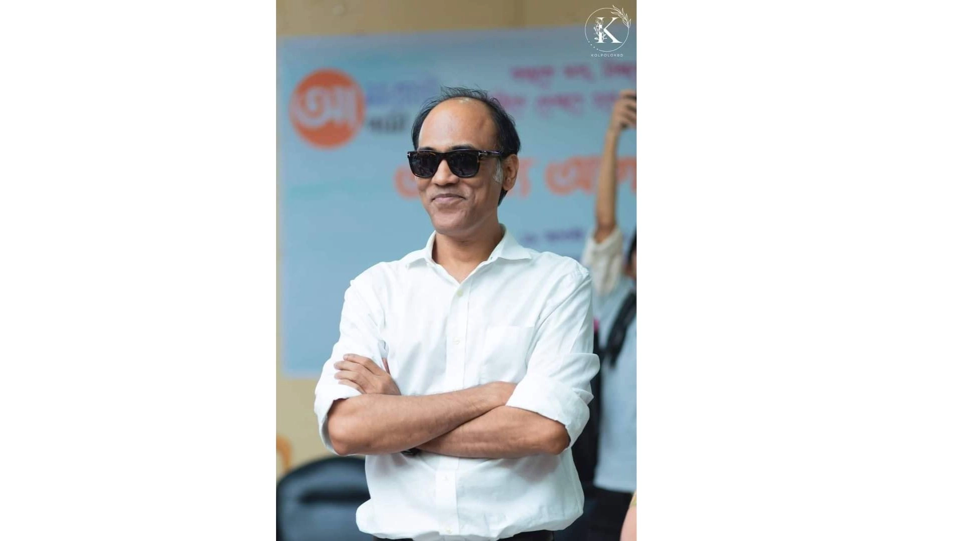 চরিত্র নয়, আগে গল্প দেখি