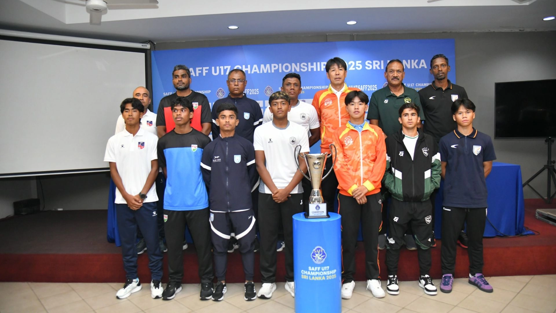 কেইনের জোড়া গোলে বায়ার্নের বড় জয়