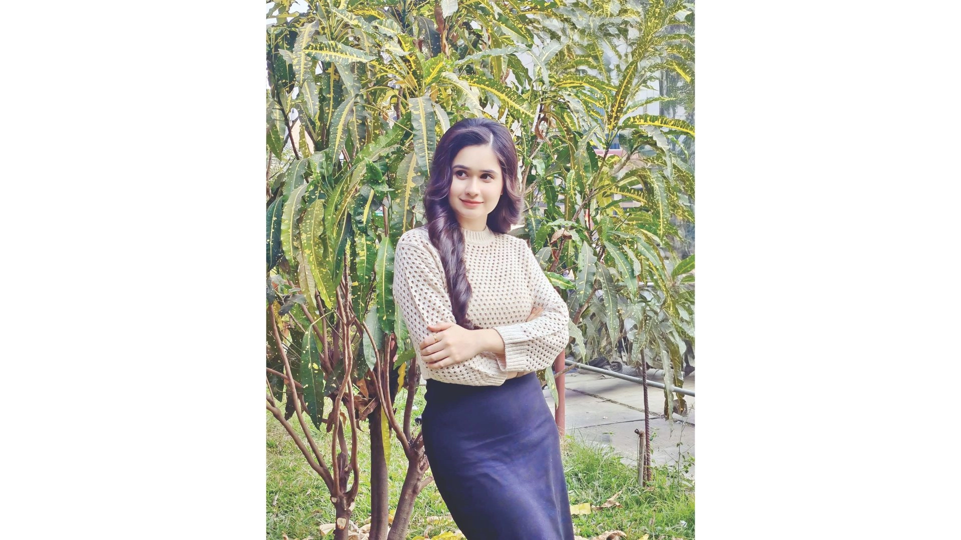 প্রেম নিয়ে অকপটে ঐশী
