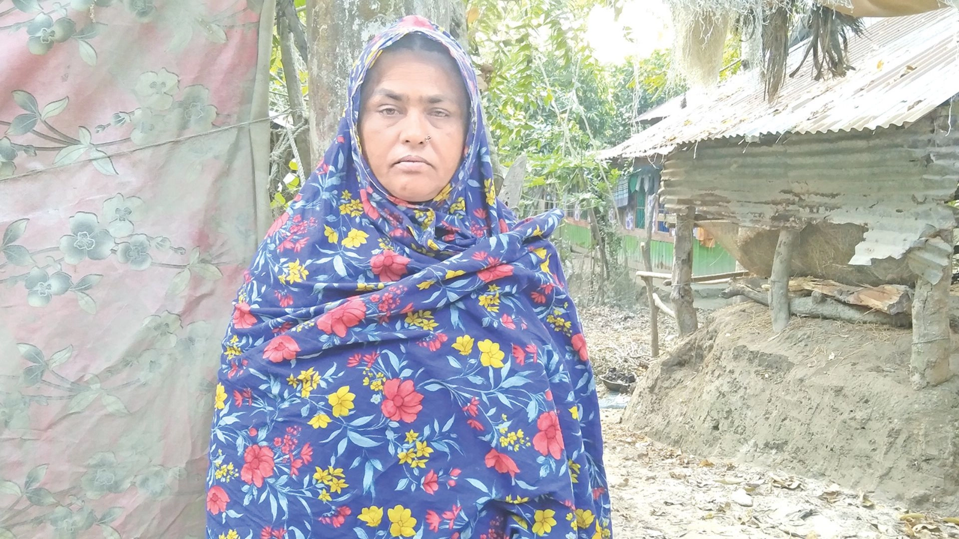 দুই শিশুসন্তান হারিয়ে  আজও কাঁদেন লাভলী