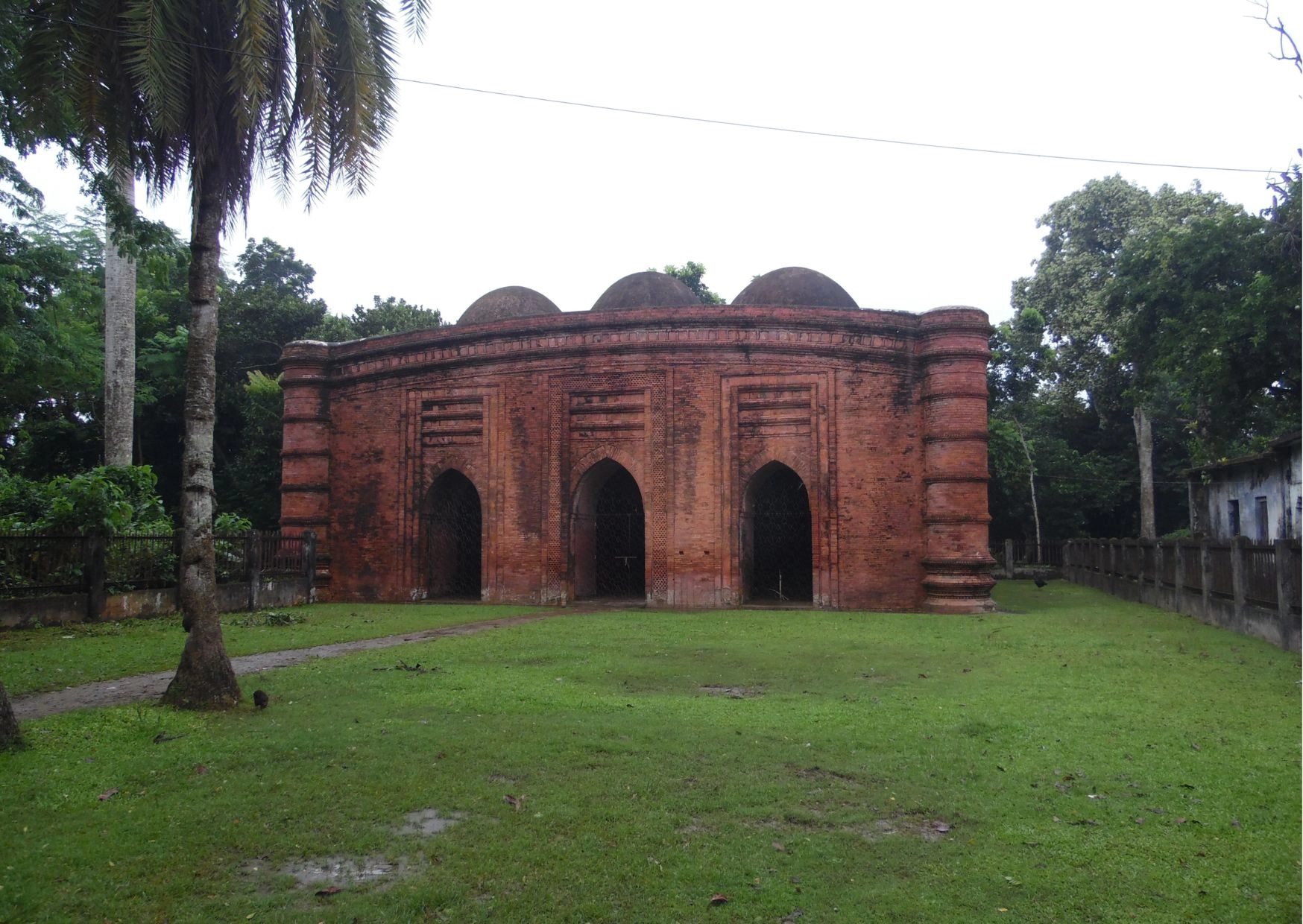মুসলিম শাসনের নিদর্শন 