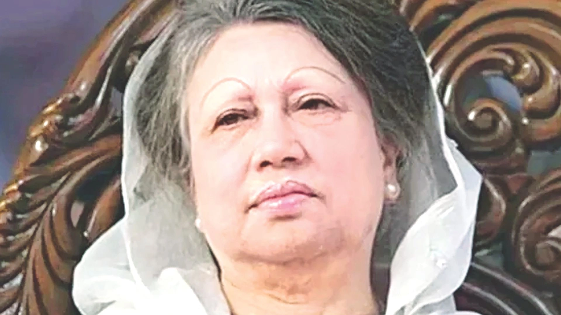 উন্নত চিকিৎসার জন্য লন্ডন  নেওয়া হচ্ছে খালেদা জিয়াকে