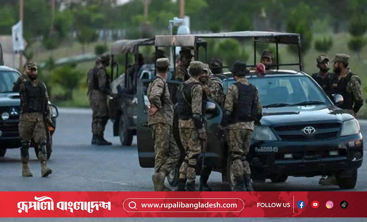 mmf bilan birinchi bi tajriba Qishloqda u qishloq qizi bilan jinsiy aloqada bolgan