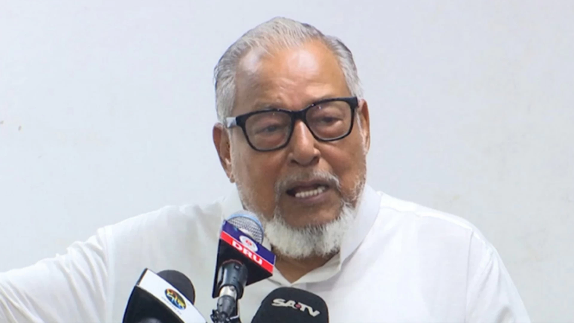 নজরুল ইসলাম