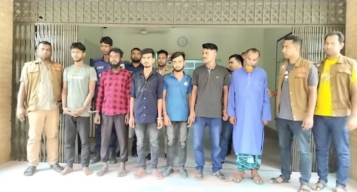 ছবি: রূপালী বাংলাদেশ